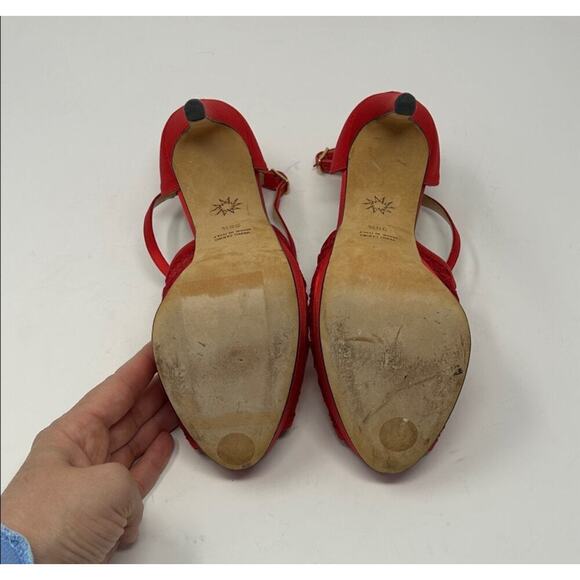 Marchesa Red Lace Satin Party Peep Toe
Heels Pumps Size 38.5 - Picture 11 of 11
